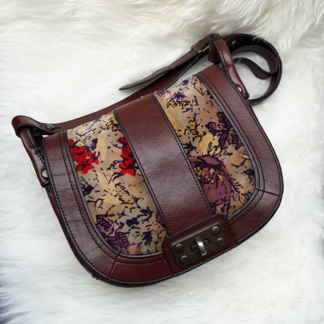 Fossil bag