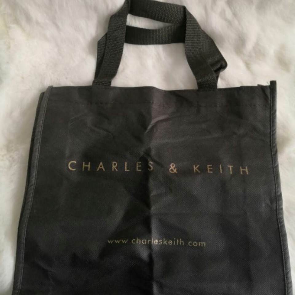 DUSTBAG CHARLES KEITH MURAHH