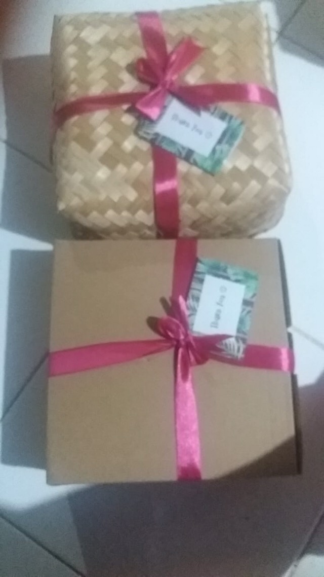 Hampers Naru Kayu Mahoni 01