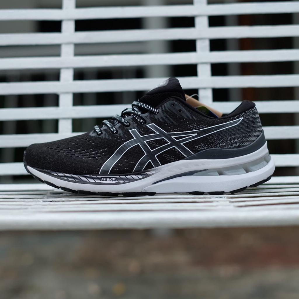 Harga asics hot sale kayano 24