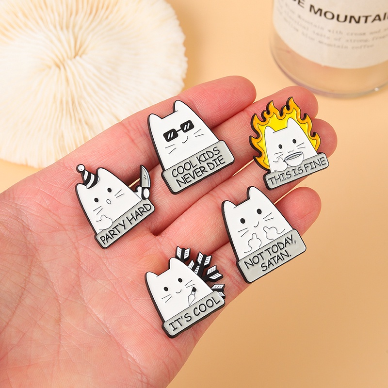 Bros Pin Enamel Desain Kartun Senjata Kucing Lucu 6 Gaya Untuk Hadiah Teman