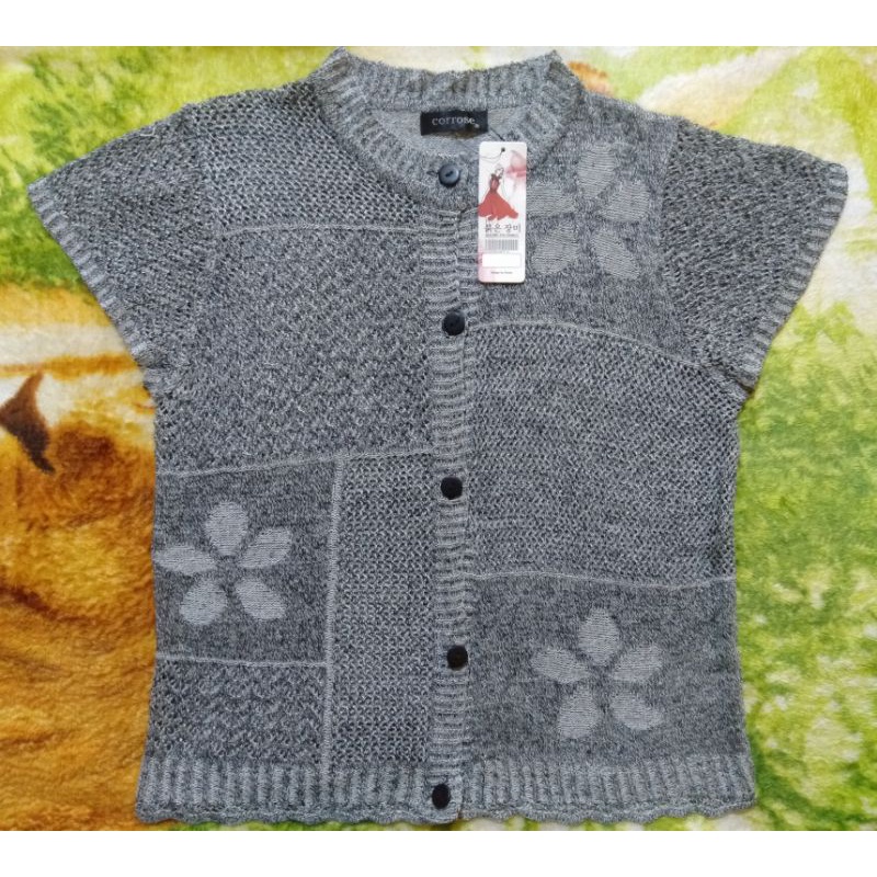 Atasan Wanita Rajut Kancing