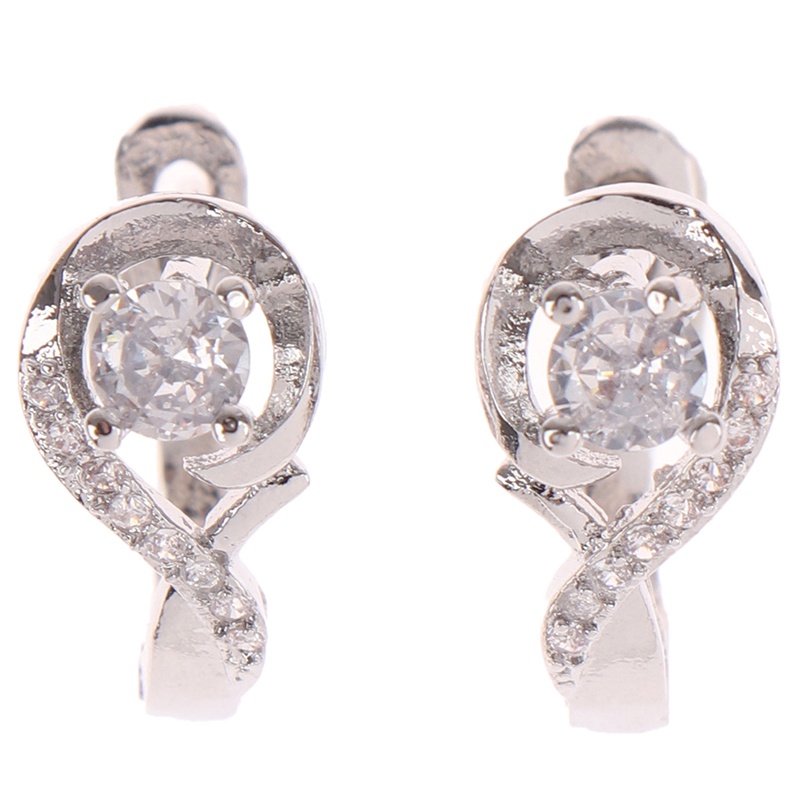 1 Pasang Anting Stud Magnetik Untuk Menurunkan Berat Badan