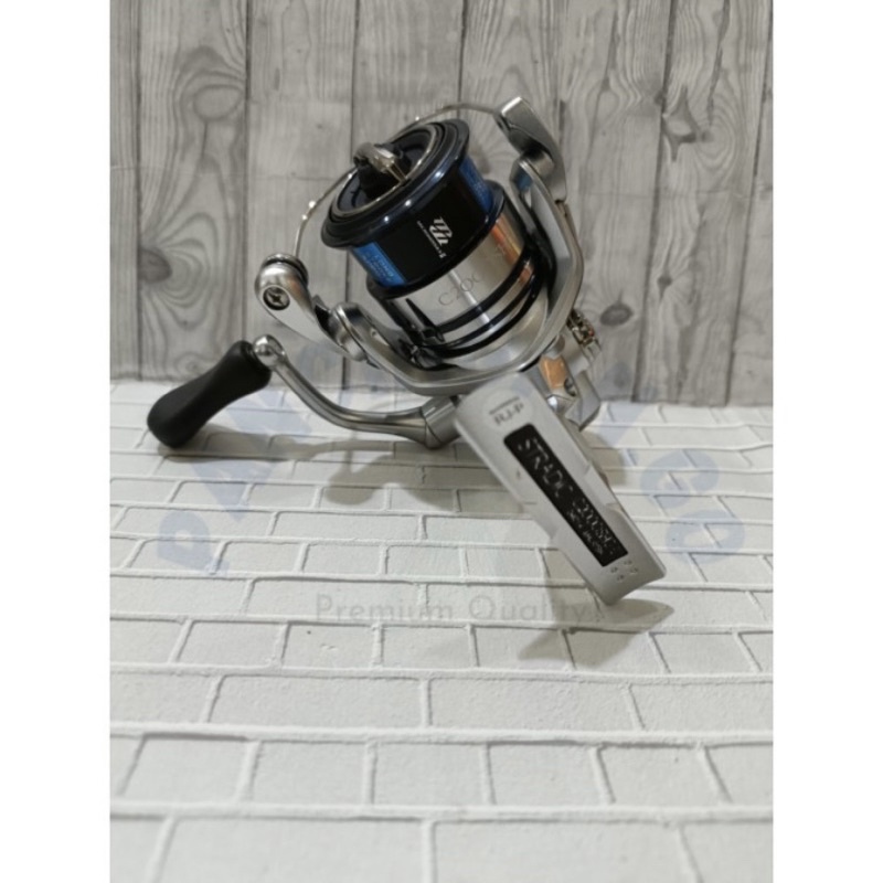 Reel Shimano Stradic FL 2019 1000HG • 1000S • 2000SHG • 2500HG• C3000 • C3000XG • C3000HG • 4000XG •