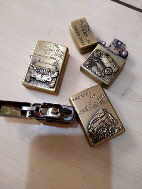 KOREK MODEL ZIPPO MOTIF MOBIL JEEP