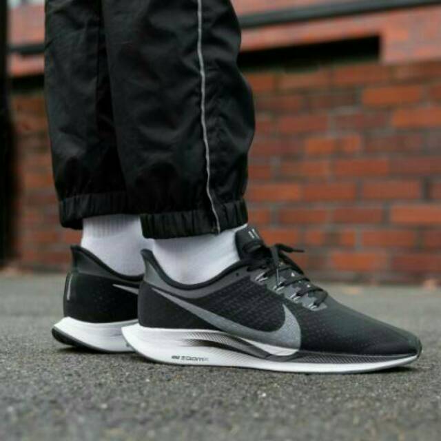 nike air zoom pegasus 35 premium