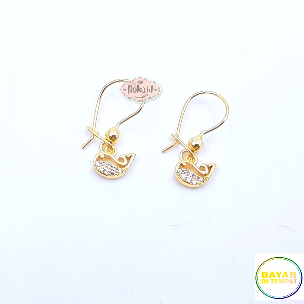 Anting Clip / Klip Motif Paus Mas Gold Perhiasan Aksesoris Wanita 707