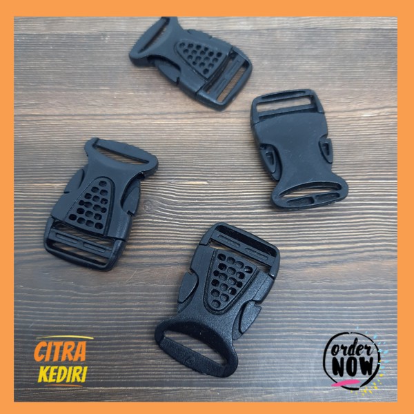 Slop / Buckle Tas 2 cm kunci sodok hitam aksesoris tas