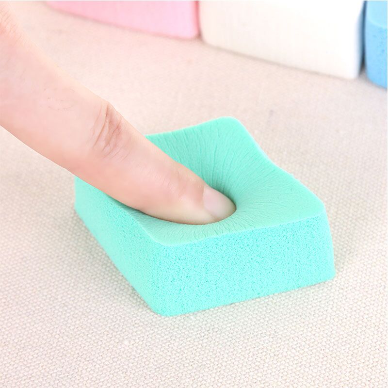 【 READY STOCK 】 Foundation Powder Puff Sponge Rhombus Shaped Wet And Dry 4 pcs/1Set