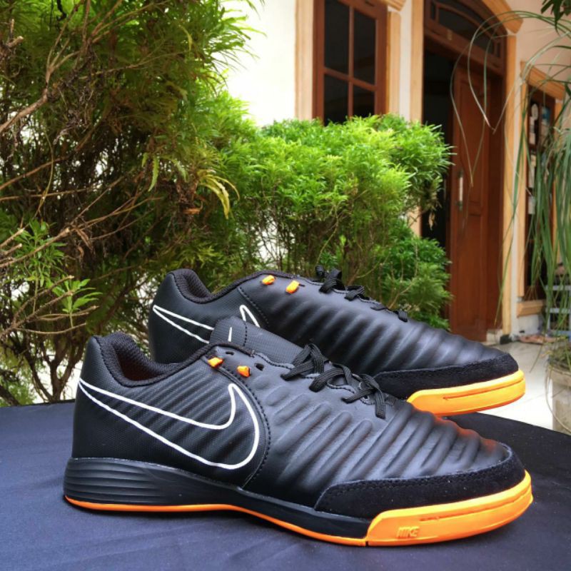 Sepatu Futsal Nike Tiempo X Finale Black Orange IC