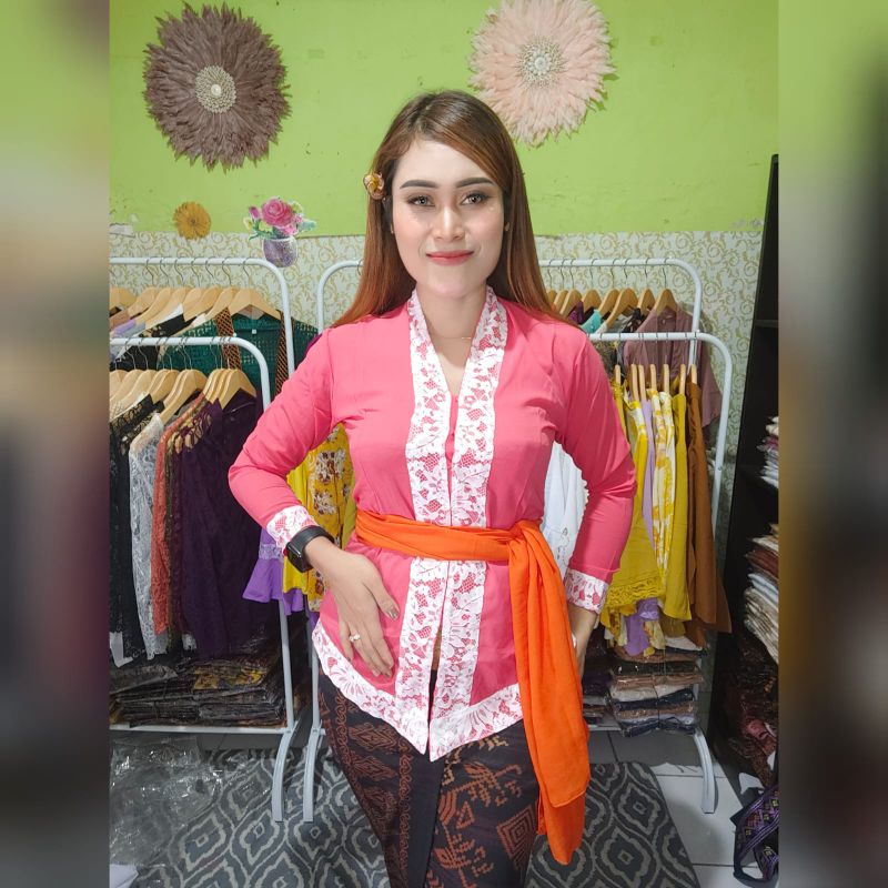 yrm kebaya bali-kebaya crep lis broklat
