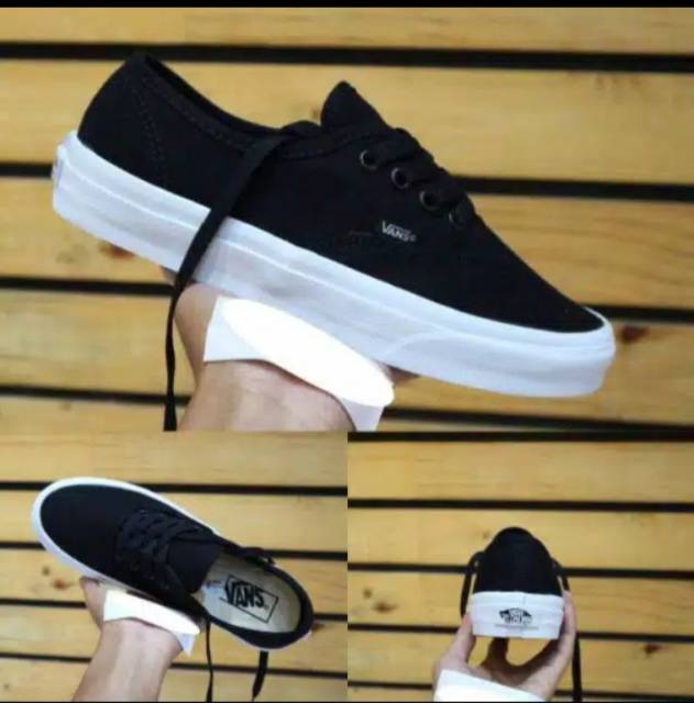 SEPATU43 VANS AUTHENTIC FULL BLACK HITAM POLOS WHITE PUTIH OLDSKOOL ERA SK8