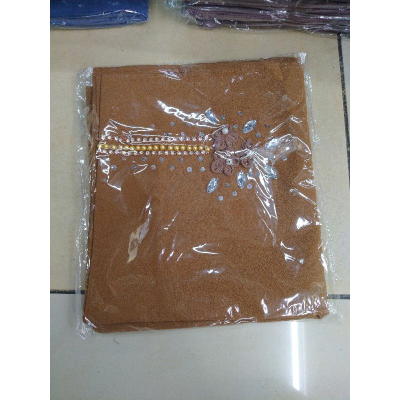 PASHMINA PAYET EDISI RAYA BAHAN DIAMOND CREP UKURAN 175x75-Caramel