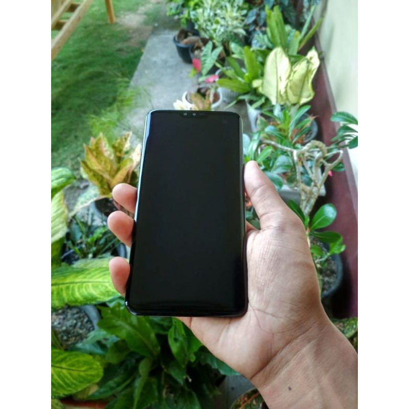 LG V40 thinq 6/128 gb