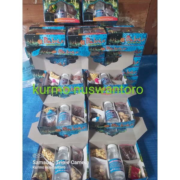 

paket oleh oleh