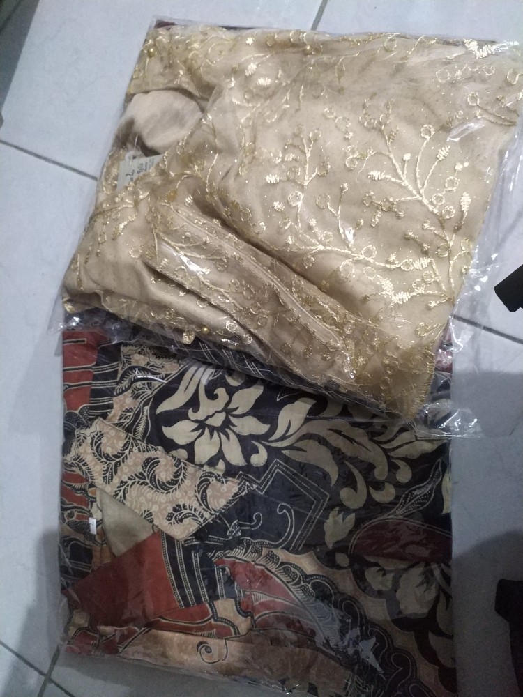 Maura Couple - Sania Ruffle Batik Couple Widia 2 Ndoro Jowi Dnt Garansi Termurah Shopee-batik Modern