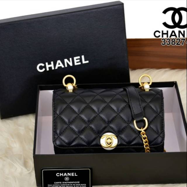 Tas selempang chanel