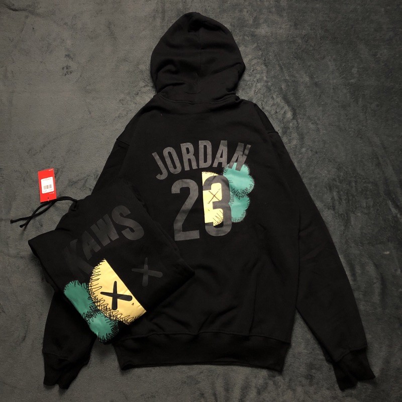 PULLOVER HOODIE UNIQLO X KAWS JACKET MIRROR ORIGINAL-Uniqlo jordan