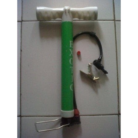 Pompa Ban Sepeda Bentuk Kecil Solusi Kempes Ban