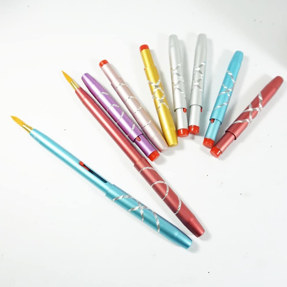 kuas lipstik cair kecil