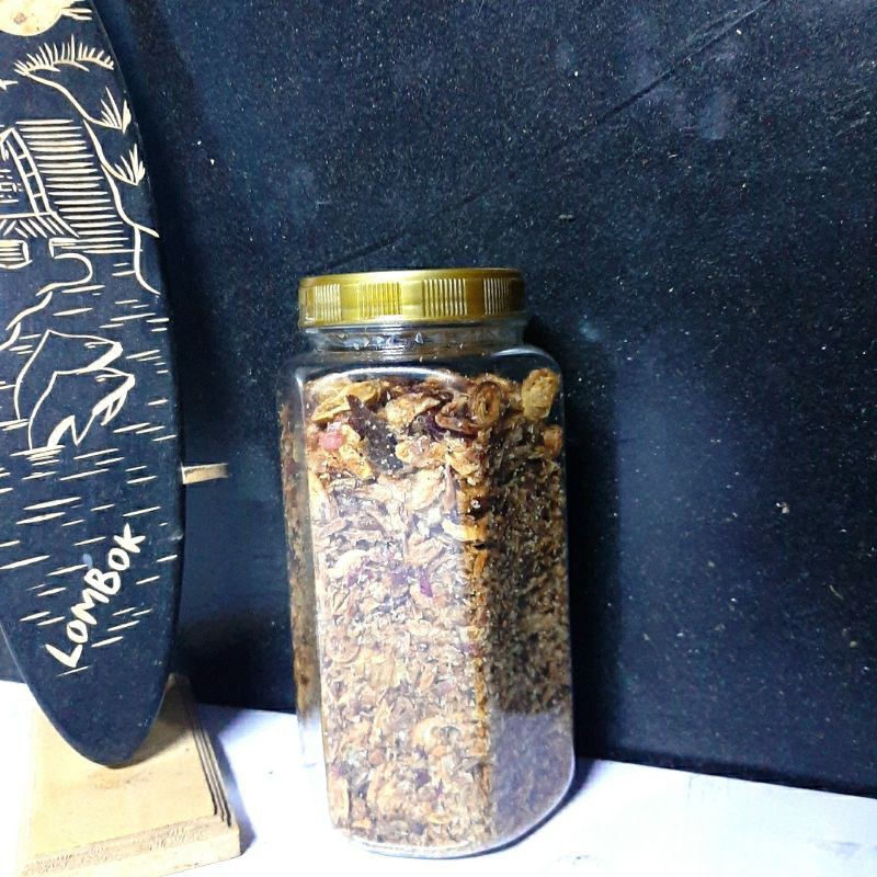 

bawang goreng asli brebes 200gr 1 box