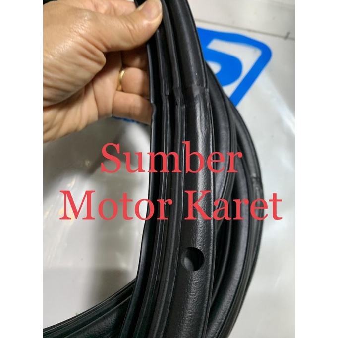 Karet Body Pintu Mobil Bmw E36/ Bmw 320