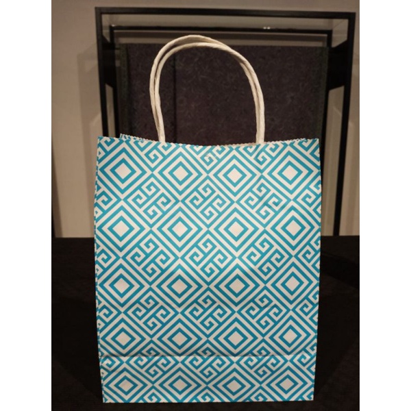 

Paper Gift Bag pack of 4