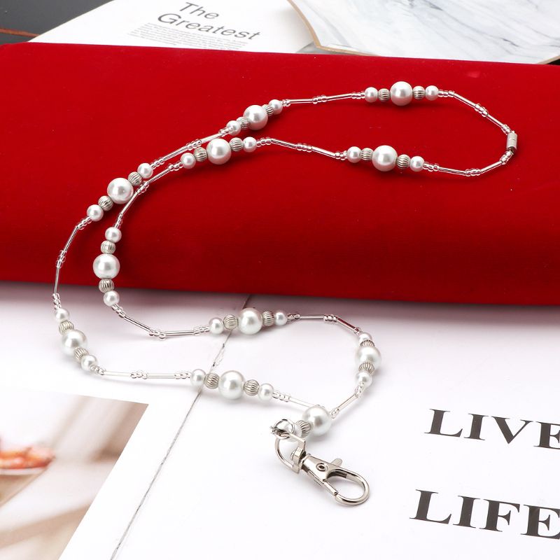 Kalung Liontin Manik-Manik Mutiara Putih Model Hollow Tersembunyi Untuk Holder Lencana ID