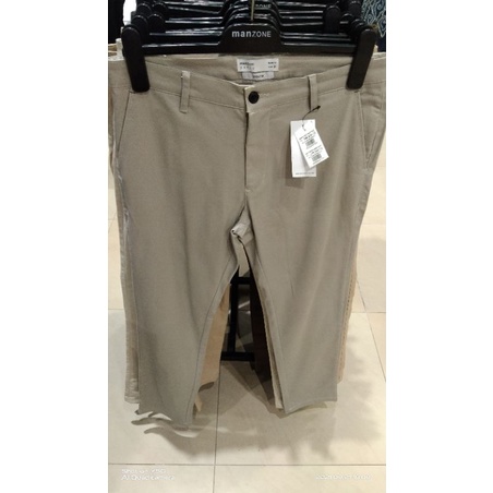 CELANA PRIA REGULER FIT MANZONE