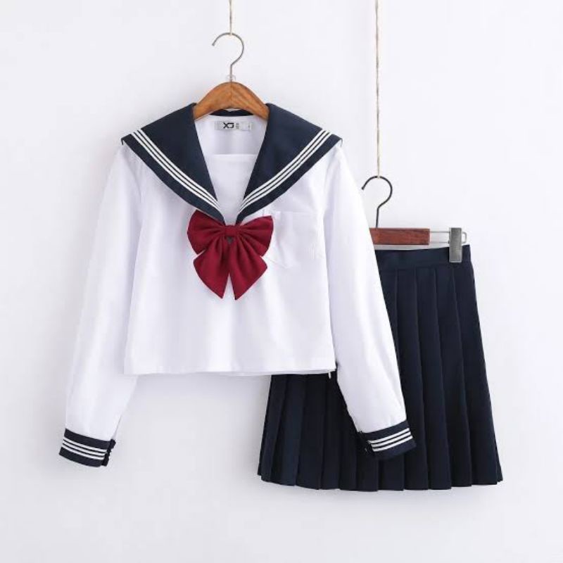 Seifuku baju sekolah jepang