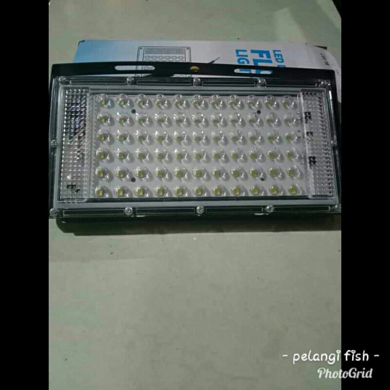 lampu akuarium
