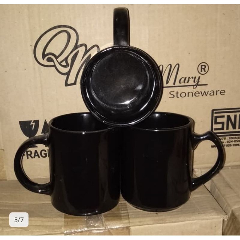 Mug Hitam Polos