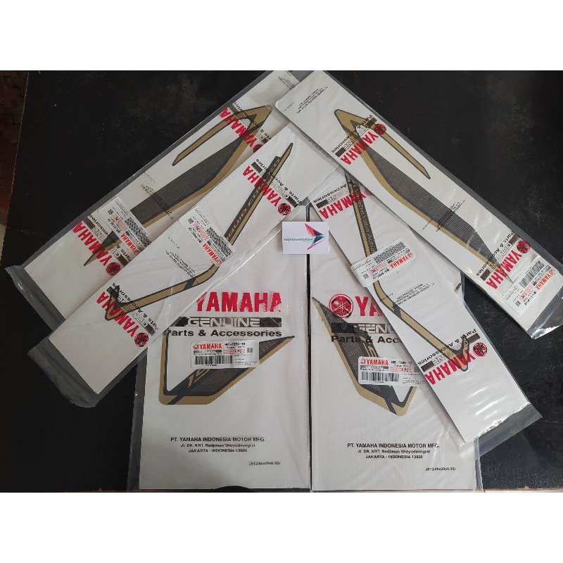 Striping Stiker Yamaha Aerox 155 S ABS 2019 2020 Black Doff Gold Original 1 Set