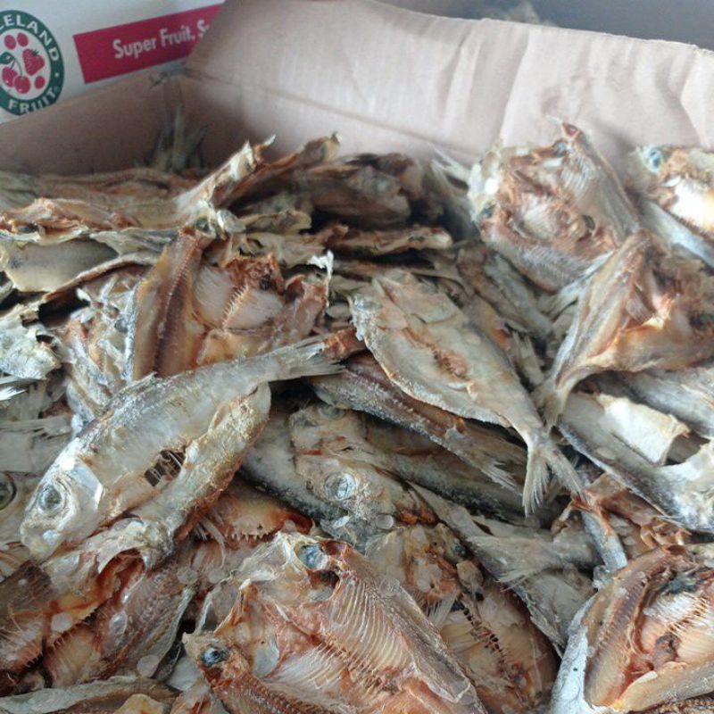 

IKAN ASIN BILIS BELAH 1KG