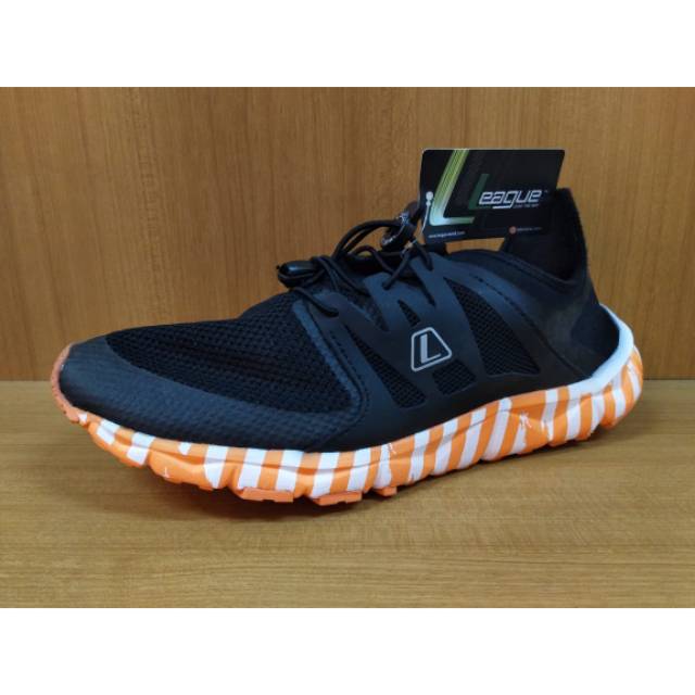 Sepatu league pria running shoes kumo racer crossbar asli murah ori promo diskon