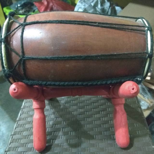 ALAT MUSIK TRADISIONAL KENDANG 20 CM BAHAN KULIT KAMBING DAN KAYU MAHONI - PAJANGAN DEKORASI MURAH