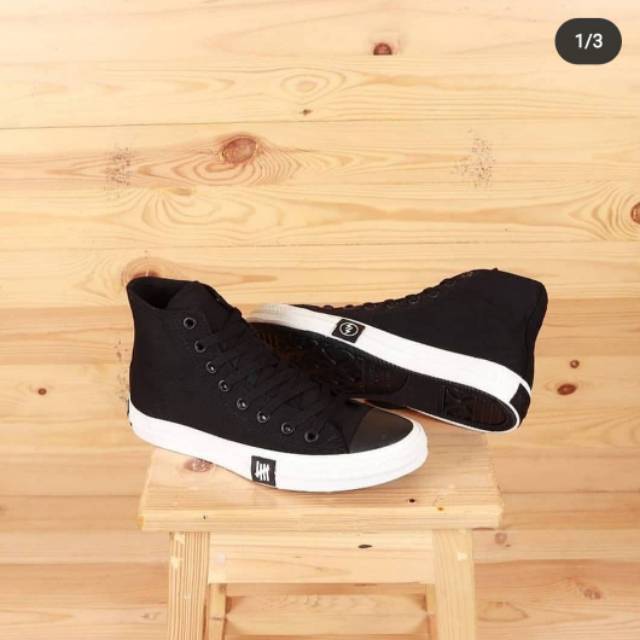 TS Sepatu Converse Undefeated Hi Kulit Import Murah Sneakers Pria Kets Cowok Sekolah Grade Original