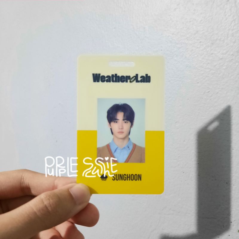 [READY STOCK] PC ID CARD SEASON GREETING 2022 SUNGHOON / IDC SG22