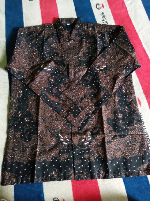 Hitam Coklat Kemeja Batik Pria Lengan Panjang Berfuring Asli Solo Motif Kisanak