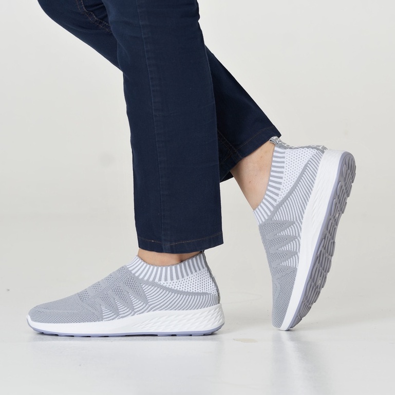 GSW Sepatu Sneakers wanita Fashion sneakers slip On Flyknit Import wanita Antislip Soft kanvas ( TP20-1 ) Sneakers wanita Import Slip On Sepatu Slip on wanita IMPORT FAS-168