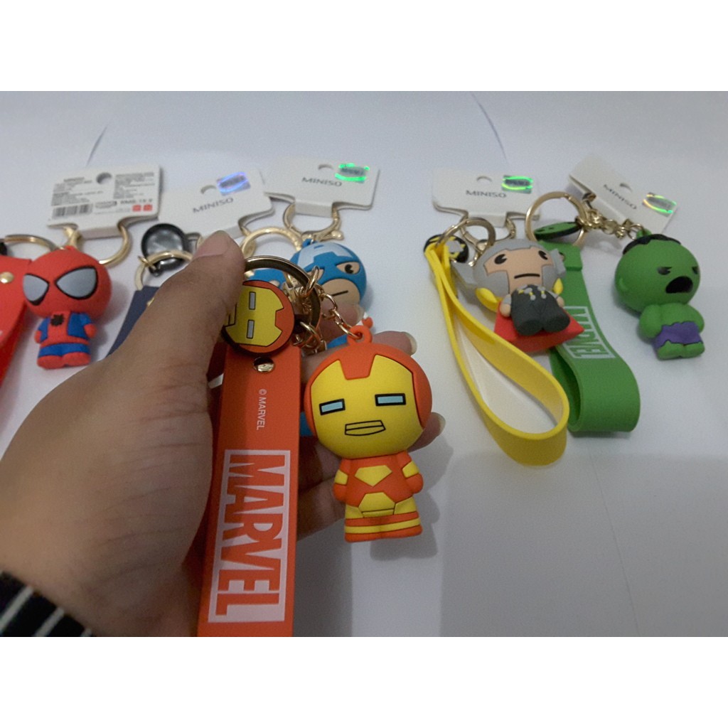 gantungan kunci Iron Man hiasan tas keychain marvel miniso gandulan