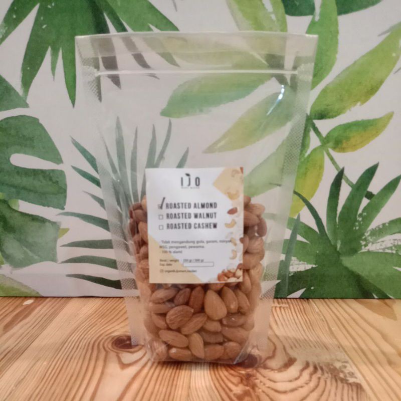 

Kacang Almond Panggang / Roasted Almond