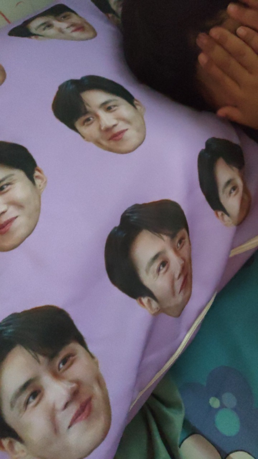 Custom Bantal Oppa Drakor Kim Seon Ho Hyun Bin 70 X 50cm