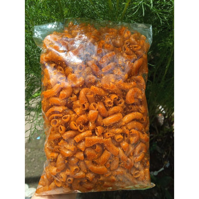 

makroni pedas / cemilan pedas kemasan 500ml
