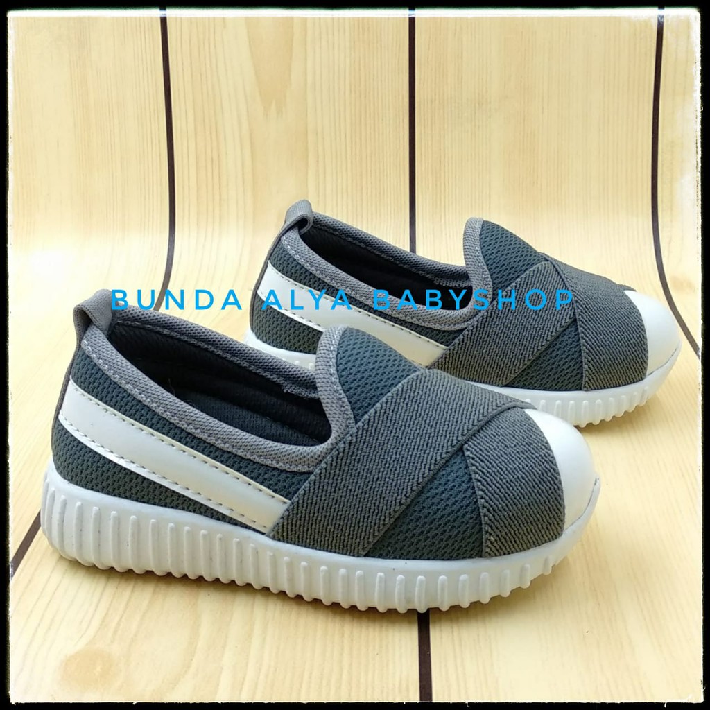 Sepatu Anak Perempuan Usia 6 7 Tahun ABU - Sepatu Anak Cewek Sporty Anti Licin Alas Karet Size 33- 34