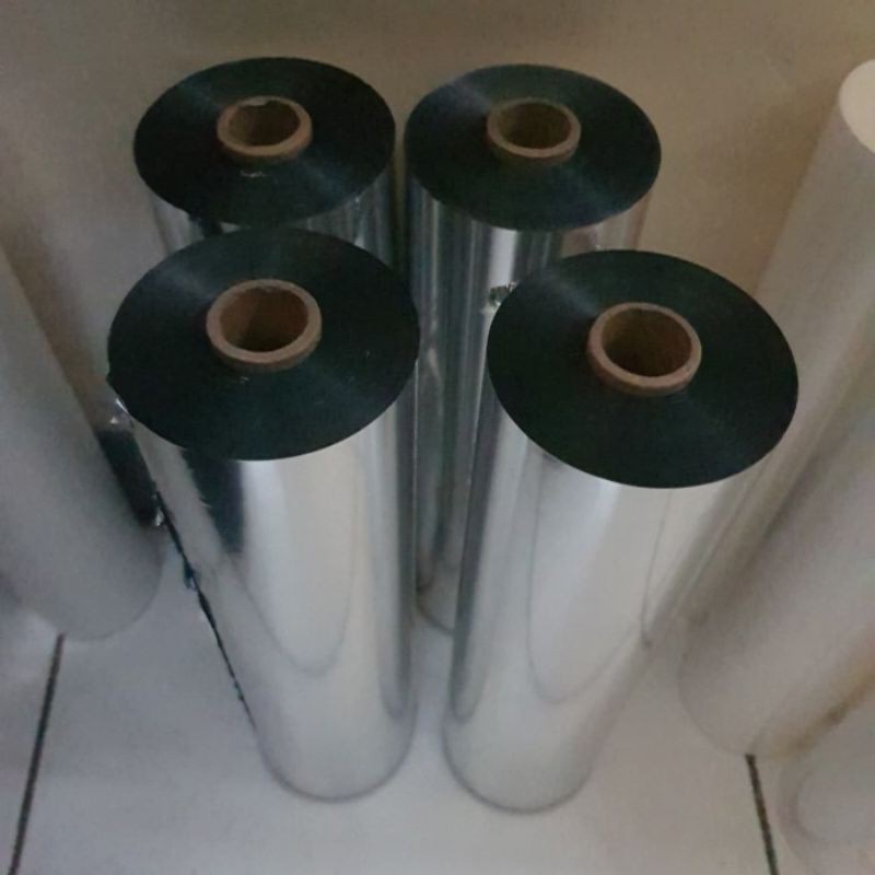 

Plastik Metalize Uk. 32x125m Mic 40 (Tebal)