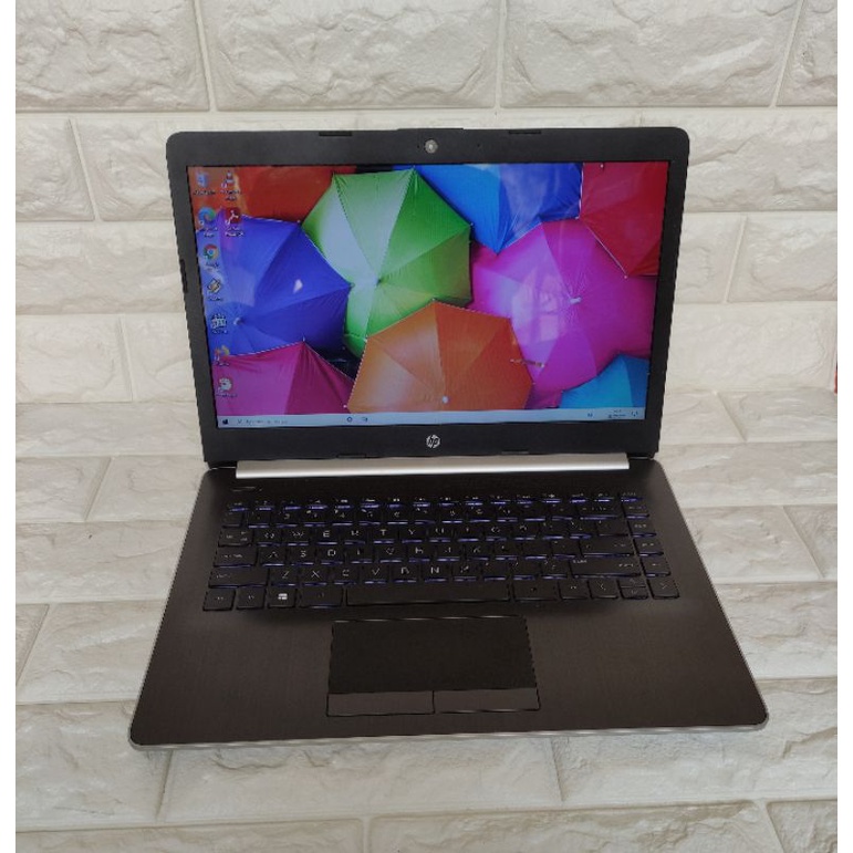 hp 14 cm amd e2-9000e ram 4/1tb keyboard backlit mulus