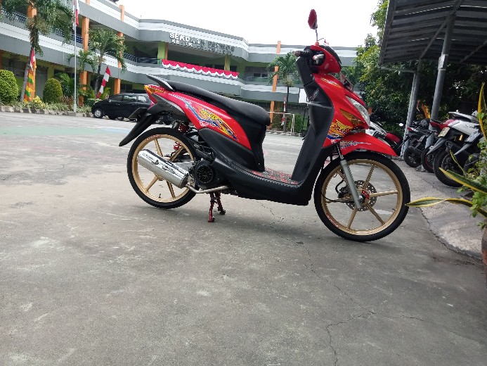 Chrome Krom Diton Premium Cat Pylox Pilox Semprot 300 Cc