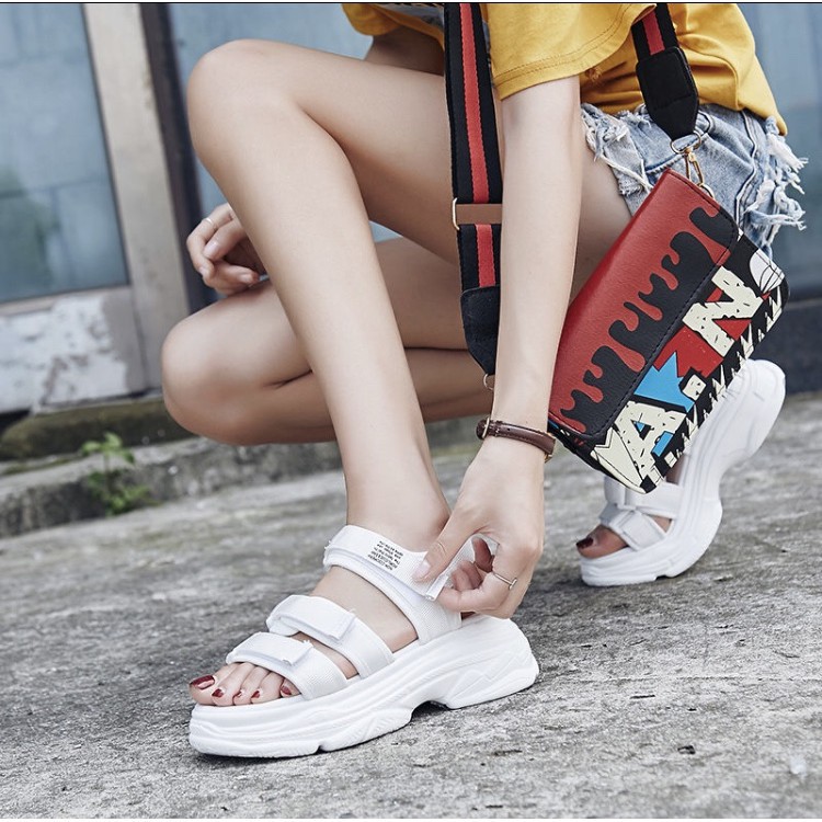 Sandal Gunung Gladiator Sandal Kasual Wanita Korea-4