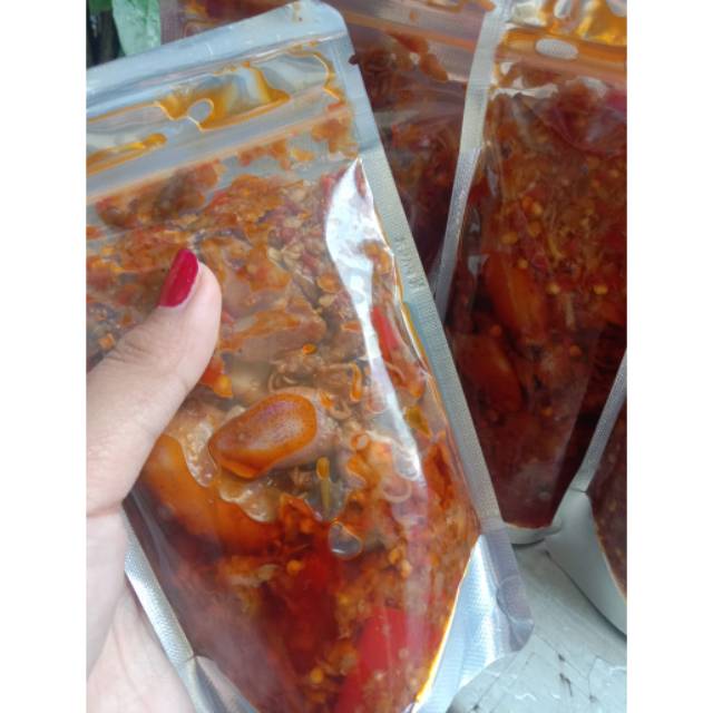 

Sambal baby cumi / sambal cumi / sambal pedas cumi/ sambal bawang / sambal mercon pedas